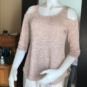 Evolve LA cold shoulder sweatershirt3/4 sleeves s